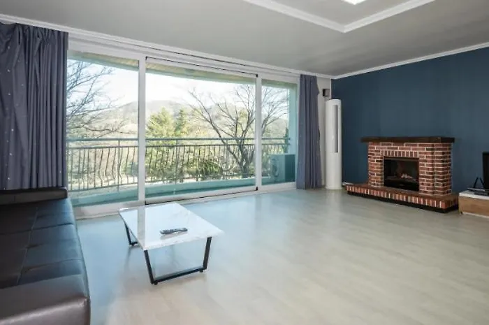 Gold Family Condo & Pet Resort